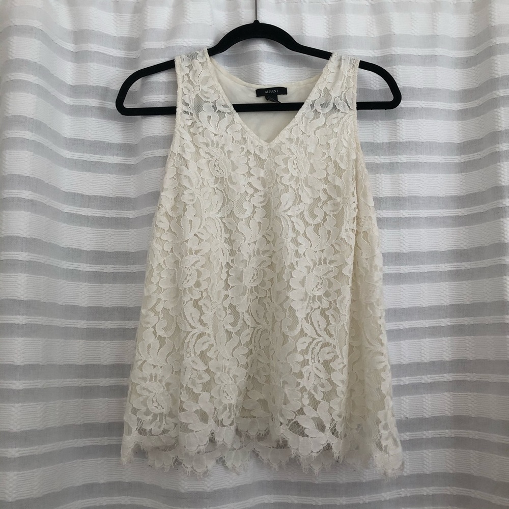 Lace tank top